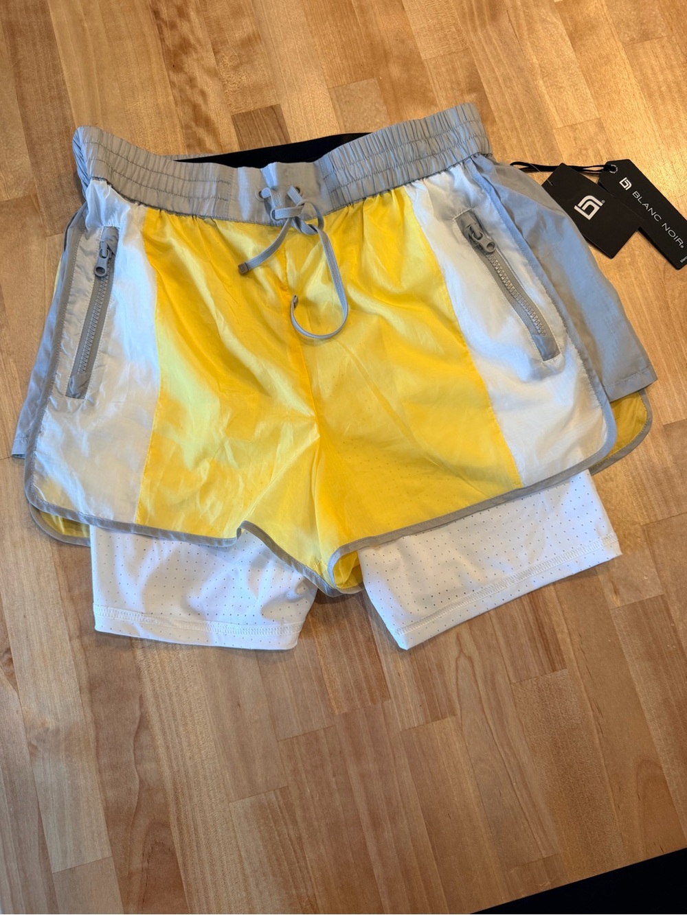blanc noir Yellow and White Athletic Shorts with Gray Trim